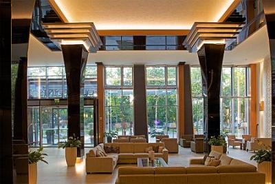 Four Points by Sheraton Hotel Kecskemet, hotel conferinţă şi wellness în Kecskemet - ✔️ Sheraton Hotel**** Kecskemet - Four Points by Sheraton Kecskemet Hotel la preţ introductiv