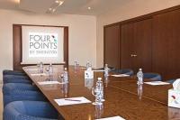 Four Points by Sheraton Hotel Kecskemét　-　フォ－ポインツ　バイ　シェラトン　ホテル　ケチケメ－トのコンフェレンツィアル-ムを是非ご利用ください