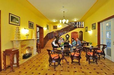 Fried Castle Hotel in Simontornya - romantic 4-star hotel in the vicinity of Lake Balaton - Fried Castle Hotel Simontornya - elegant 4-star castle hotel at affordable prices in Simontornya
