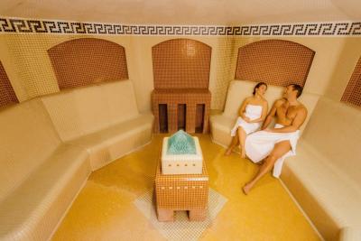 Last minute wellness aanbiedingen in Gotthard Wellness en Conferentiehotel in Szentgotthard - ✔️ Gotthard Therme Hotel**** Szentgotthárd - vlakbij de Oostenrijks-Hongaarse grens