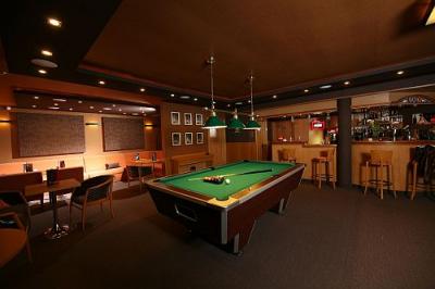 Hotel Kalvaria Gyor - billiard in Gyor  - ✔️ Hotel Kálvária**** Győr - Room reservation with favourable prices in Hotel Kalvaria Gyor