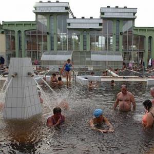 Bains externes avec eau thermale - Hunguest Hotel Aqua-Sol - Hajduszoboszlo - bien-etre et repos à Hajduszoboszlo - Hotel AquaSol**** Hajdúszoboszló - Hôtel thérmal et bien-être à Hajduszoboszlo