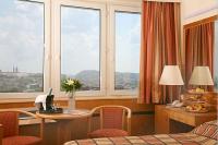 Room with panoramic view in 4 star hotel Budapest 
