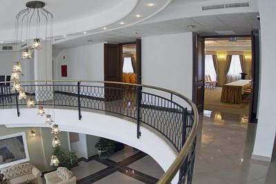 Elegante hall nel 4* Calimbra Wellness and Conference Hotel - ✔️ Calimbra Hotel**** Miskolctapolca - Hotel benessere scontato a Miskolctapolca