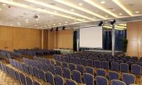 Conferentieruimte in het driesterren Hotel Eger Park - uitstekende vergaderfaciliteiten in Eger, Noord-Hongarije