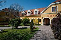 Hotel Gastland M0 - Szigetszentmiklos, Ungaria