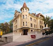 Hotell Gold Wine & Dine - 4 tsjärniga hotell i Buda Gold Hotel**** Budapest - Romantisk och lungt hotell vid Gellert berget nära till kädjebro - 