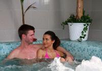 Jacuzzi in het Hotel Griff Boedapest - betaalbare accommodatie vlakbij het Station Kelenfoldi