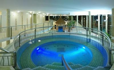  * hotel wellness z jacuzzi dla miłośników wellness - ✔️ Wellness Hotel Gyula**** - tani hotel wellness w mieście Gyula, blisko słynnej łaźni