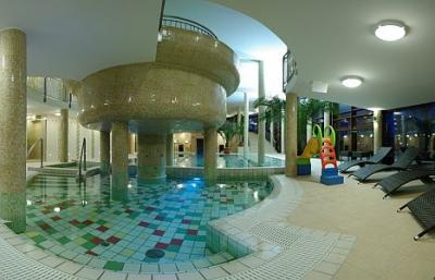 Genießen Sie erholsame Stunden im 4* Wellness Hotel in Gyula - ✔️ Wellnesshotel**** Gyula - Wellness Hotel in Gyula für günstigen Preisen, in der Nähe vom Burgbad