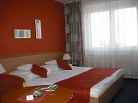 Standard double room in Hotel Kikelet in Pecs