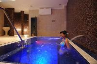 Cromoterapia e jacuzzi - Wellness Hotel Ködmön Eger - nuovissimo albergo 4 stelle a Eger