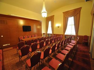 Sala conferenza a Szekesfehervar - Mercure Hotel Magyar Kiraly Ungheria - ✔️ Mercure Hotel Magyar Kiraly**** Szekesfehervar - hotel a 4 stelle a Szekesfehervar