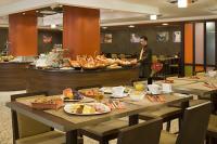 Hotel Mercure Budapest City Center - mic dejun de buffet în Budapesta