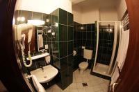 Billig Hotell i centrala Budapest, Hotell Metro Budapest med ett vacker badrum