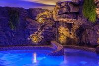Bain dans une cave dans l'Hôtel Premium Panorama à Siofok au lac Balaton en Hongrie
