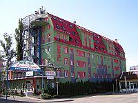 Hotel Polus Budapest - barato hotel 3 estrellas cercano al Hungaro ring