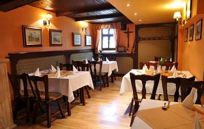 Ristorante a Gyor all'Hotel Revesz - Hotel Revesz Gyor Ungheria  - Hotel Revesz - Gyor - hotel 3 stelle a Gyor