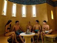 Last Minute offers in wellness hotel Fabulous Shiraz in Egerszalok near the salt hill