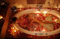 Tratamiento de masaje - balneario massai - tratamientos mimados en el Hotel Shiraz en Egerszalok
