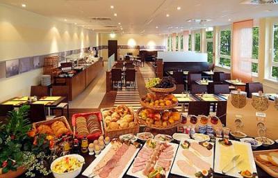 Buffefrukost i Hotell Star Inn Budapest Centrum - Restaurangen i Budapest - Star Inn Hotell Budapest Centrum - billig hotell i centrala Budapest