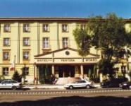 Trzygwiazdkowy Hotel Ventura w Budzie, w pobliżu placu Moricz Zsigmond w Budapeszcie