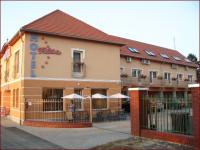 Trzygwiazdkowy Hotel Viktoria w Sarvar, w słynnym mieście uzdrowiskowym
