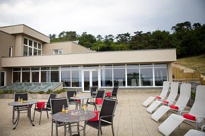 Hotel Zenit i Vonyarcvashegy - vilotid på Hotel Zenit vid Balaton sjön - ✔️ Hotel Zenit**** Balaton Vonyarcvashegy - wellnesshelgaktion med panoramautblick på Balaton sjön