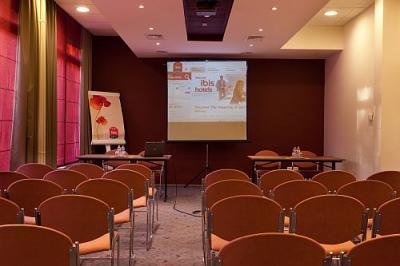 Salle de conférence à l'Hôtel Ibis à Budapest  - ✔️ Ibis Budapest Citysouth*** - Hôtel Ibis à prix réduit à proximité de l'aéroport