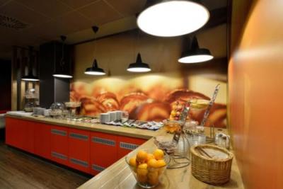 Hotel ibis a Budapest - ibis Budapest City - ibis Budapest City - prima colazione buffet - ✔️ Hotel Ibis Budapest City*** - hotel a 3 stelle a Budapest /Ibis Emke/