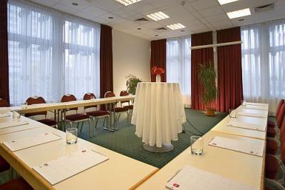 Sala konferencyjna - Hotel Ibis Budapest Vaci ut w pobliżu Placu Bohaterów, centrum miasta - Hotel Ibis Budapeszt Centrum - Hotel w centrum miasta. Oferta specjalna!