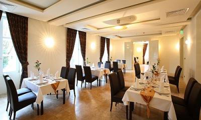 Hotel Ipoly Residence Hotel in Balatonfured - restaurant in luxury Ipoly Residence Hotel - Ipoly Residence Hotel Balatonfured - luxus apartment hotel with wellness sevices at Lake Balaton