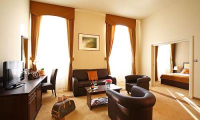 Ipoly apartment Hotel in Balatonfured, spacious apartment - Ipoly Residence Hotel Balatonfured - luxus apartment hotel with wellness sevices at Lake Balaton