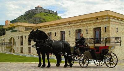 Romantiska dagar i Ungern - wellness, fitness och avkopling i Visegrad, det är Hotell Kapitany Sumeg - ✔️ Hotel Kapitany**** Wellness Sumeg - Hotell Kapten i Sumeg, med rea paket och vilan väntar på dig