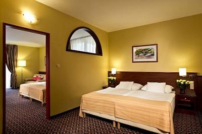 Last minute hotel Kapitany in Hungary in Sumeg - special price accommodation in Sumeg - Hotel Kapitany**** Wellness Sumeg - wellness Hotel Kapitany with special price packages in Sumeg
