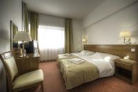 Vackert och stillt hotellrum på Balaton kusten - Hotel Ket Korona i Balatonszarszo