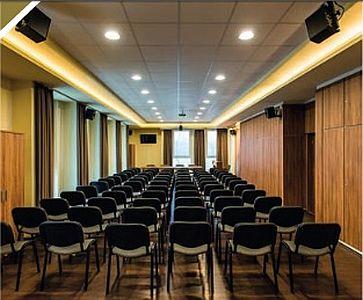 Sala conferenza a Gyula all'Hotel Komló Gyula  - ✔️ Komló Hotel Gyula**** - albergo economico a Gyula con mezza pensione