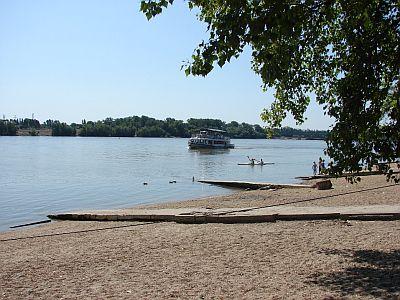 Noleggio barca e sport aquatici a Budapest - Hotel Lido Budapest - Lido Hotel Budapest - hotel poco costoso a Budapest, sulla riva del Danubio, vicino alle rovine Aquincum