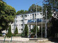 Lido Hotel Budapest - Romai-part Budget 3-stars hotel at Danube shore near Aquincum