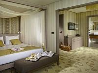 4* Lifestyle Hotel Matra、Matrahaza、Matraのロマンチックな部屋