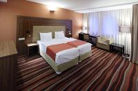 Hotel Makar, camere de hotel la preț redus în Pecs, cu servicii wellness și demipensiune