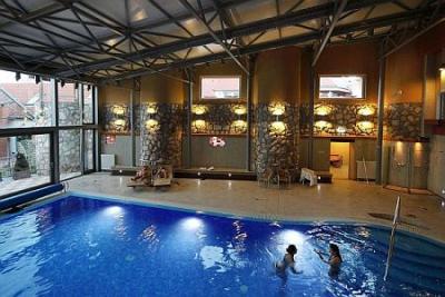 Makar Sport and Wellness Hotel Pecs - ✔️ Makar Wellness Hotel**** Pécs - halfpension wellnessarrangementen in Pecs