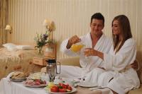 Wellness Hotel MenDan spa och wellness med dubbelsäng i Zalakaros