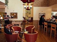 Mercure Buda - hotellets elegant kaffeteri i Budapest