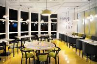 Lobby bar inIbis Styles Budapest City - 3-star Mercure hotel in Budapest with view to the Danube