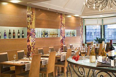 Ristorante elegante a Budapest - Ristorante Tokaj - Mercure Budapest Korona a Budapest - ✔️ Hotel Mercure Budapest Korona**** - hotel a 4 stelle nel cuore di Budapest