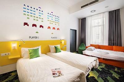 Tvåbäddsrum på  Ibis Styles Budapest Center - Ibis Styles Budapest Center på Rakoczi gatan i Budapest - ✔️ Ibis Styles Budapest Center*** - 3 stjärnig hotell på Budapest innerstad