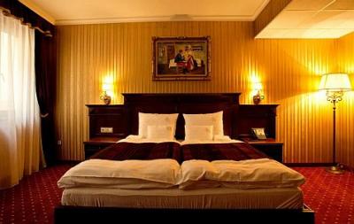 Double room of Hotel Obester in Debrecen at affordable prices - Hotel Óbester*** Debrecen - discount four-star Hotel Obester in the centre of Debrecen