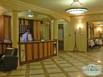 Öreg Miskolcz Hotel recepciója Miskolcon - Öreg Miskolcz Hotel - Akciós szállás Miskolc történelmi belvárosának szívében