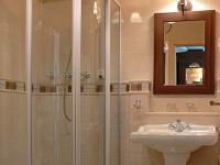 Hotel Oreg Miskolcz bathroom, 